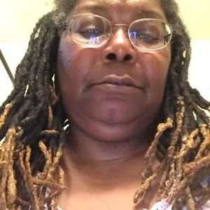 Meet your Posher, Gloria